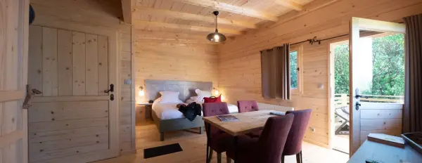 Les Cabanes Dans les Bois - Hôtel*** — vue 10