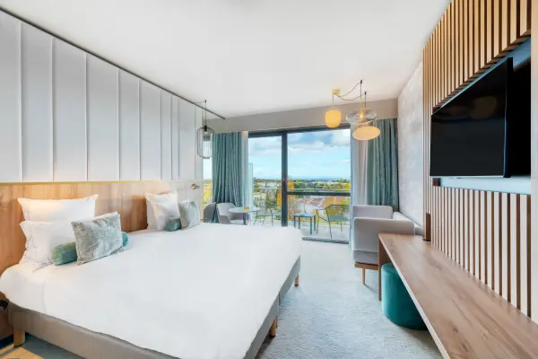 Golden Tulip Lyon Ouest Techlid — vue 5
