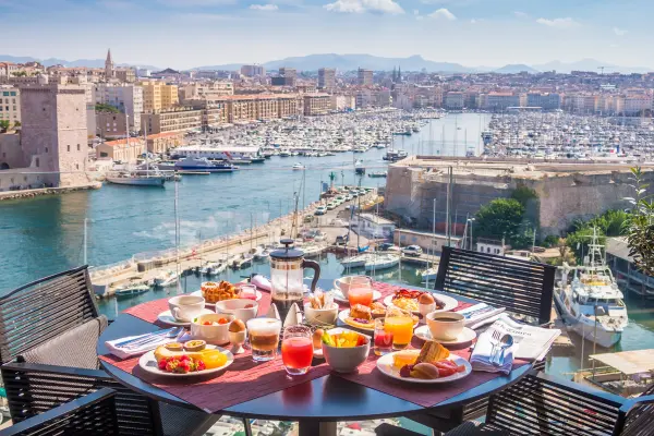 Sofitel Marseille Vieux Port — vue 1