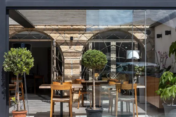 Auberge Kalliste — vue 3
