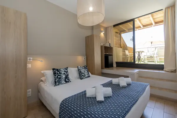 Auberge Kalliste — vue 6