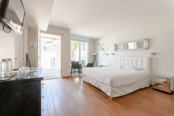 Hôtel de la Baie des Anges — vue 4
