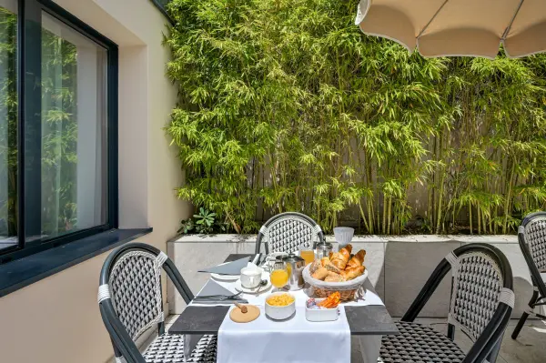 Best Western Plus Cannes Riviera & Spa — vue 2