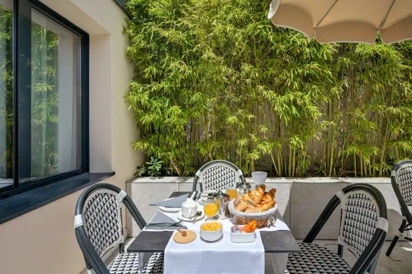 Best Western Plus Cannes Riviera & Spa — vue 2