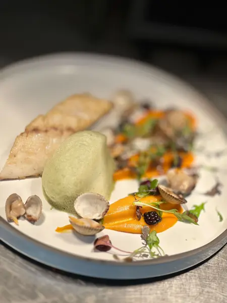 Rose Restaurant - Chateau de Freycinet — vue 2