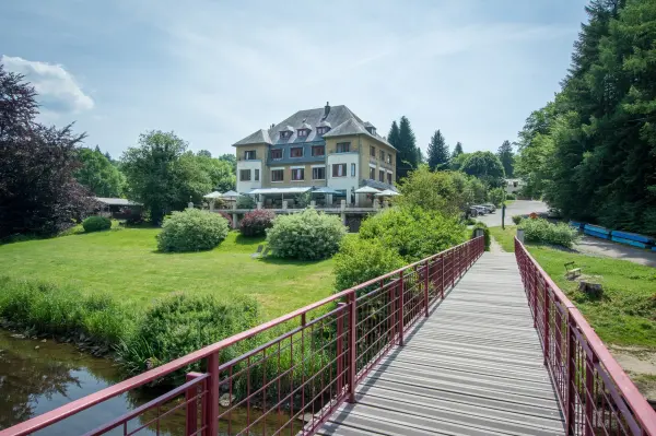 Aux Comtes de Chiny — vue 1