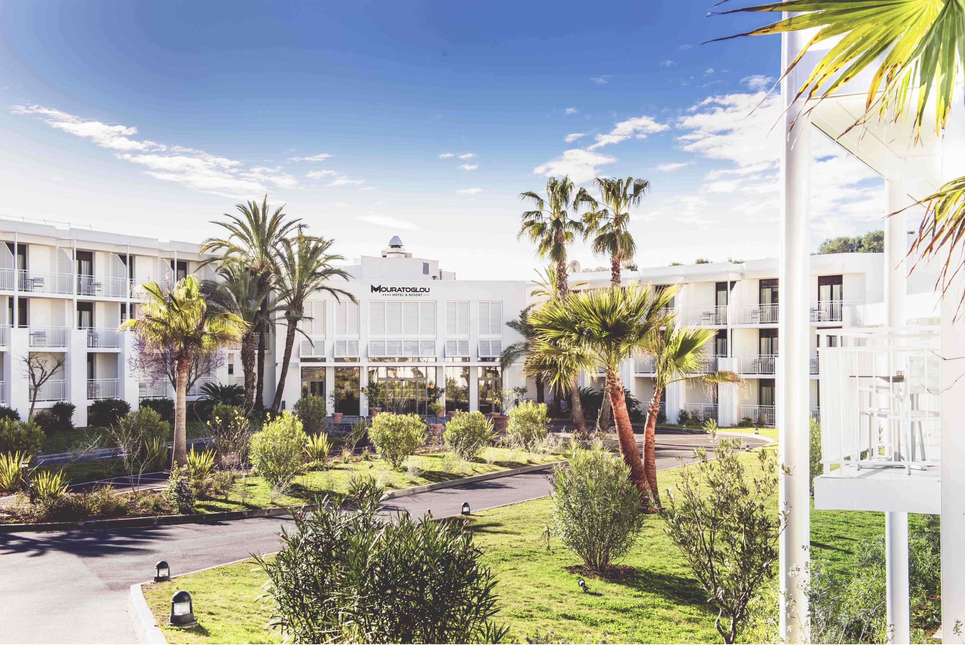 Bienvenue au Mouratoglou Hôtel & Resort