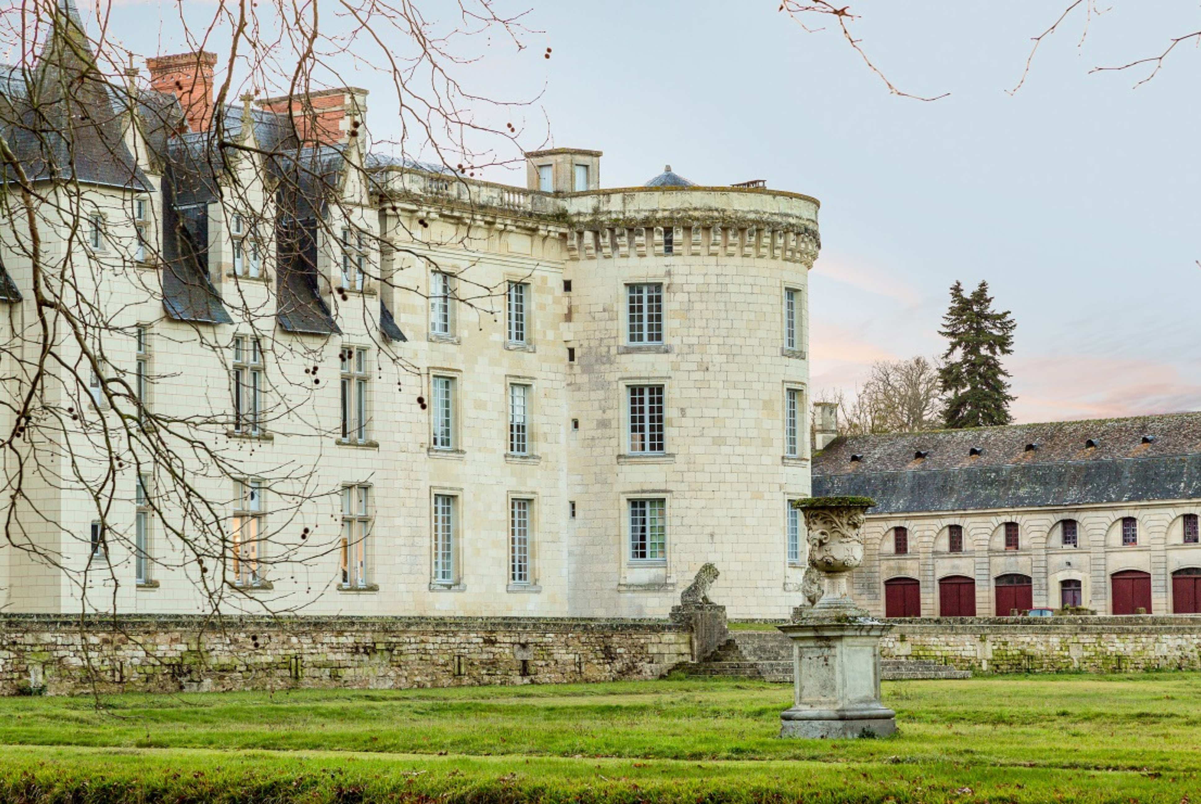 Offrez un Écrin de Détente et de Gastronomie avec nos Coffrets Cadeaux près de Poitiers